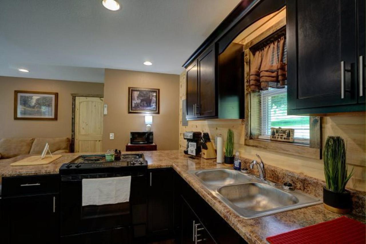 Dragon'S Nest Cabin With Mountain Views Robbinsville Bagian luar foto